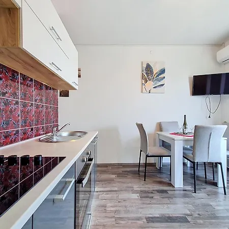 Vigi-1 By Interhome Apartmán *